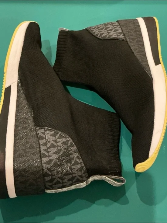 Michael Kors Skyler Bootie /Sock Sneakers Size 9 - Picture 5 of 8